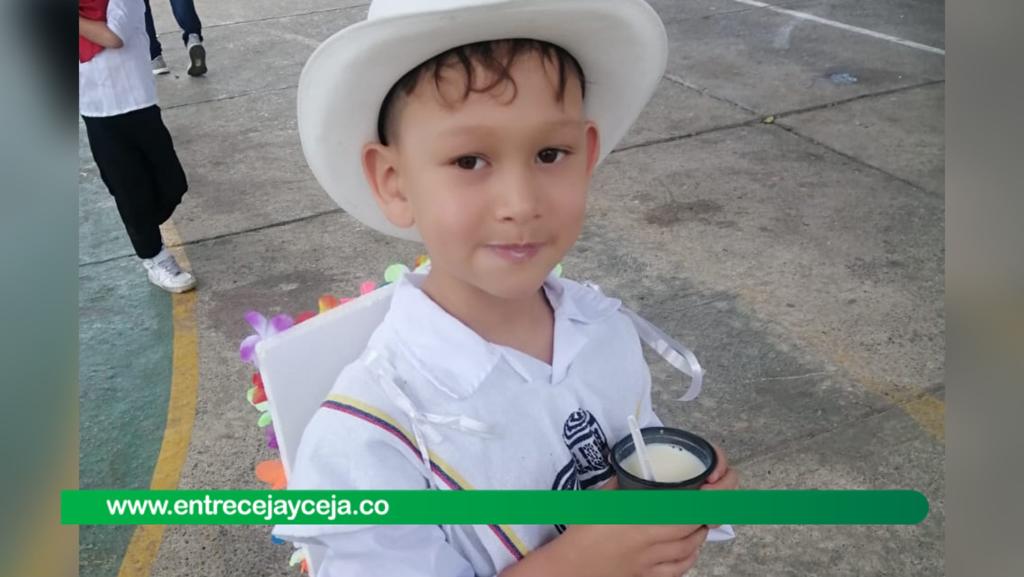 Niño de 7 años que iba para el colegio no llegó y está desaparecido