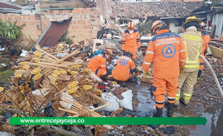 Encuentran pólvora sin detonar en el sitio de la explosión en Rionegro