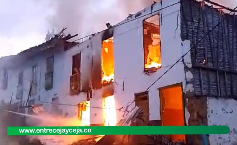 Habitante de calle habría generado incendio de vivienda antigua en Abejorral
