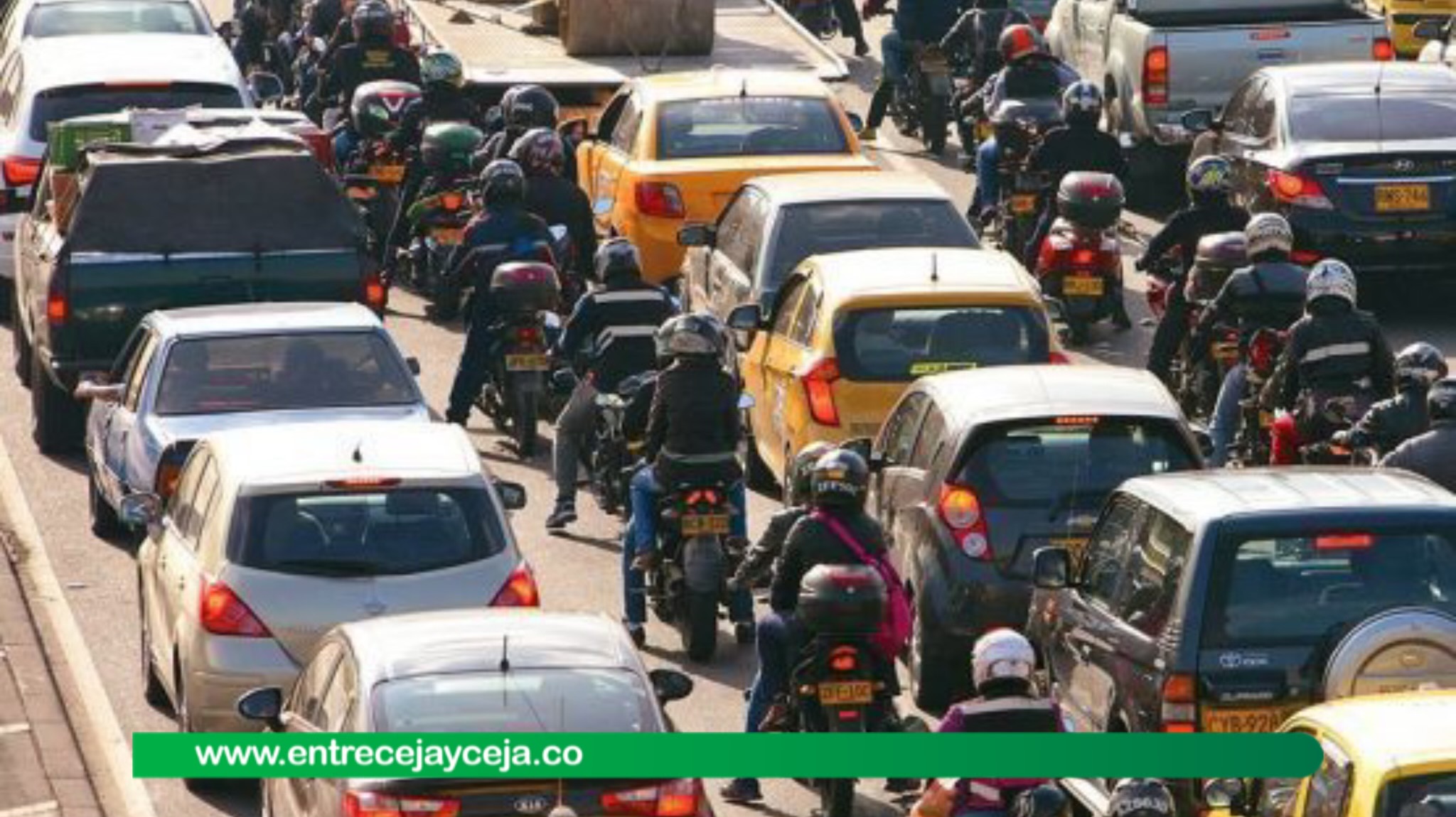 Así quedó precio del SOAT; motos y taxis incremento moderado, carros familiares +18,4%