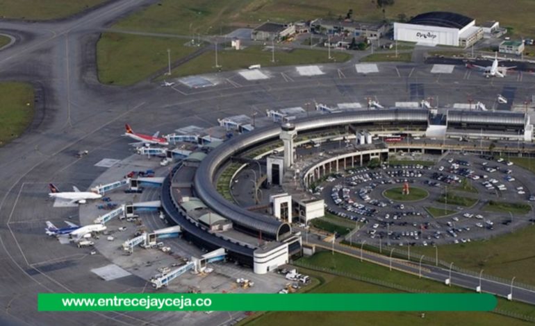 Aeropuerto J.M.C. cierra sus operaciones debido a condiciones climáticas adversas