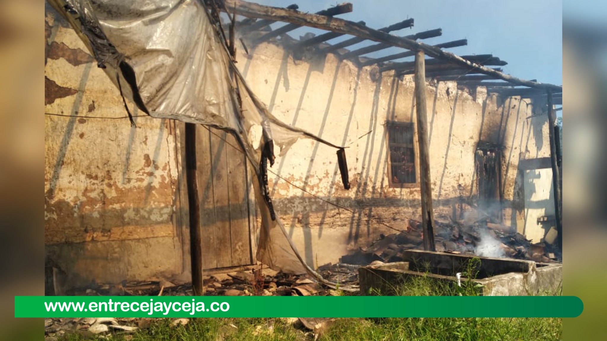 San Vicente: incendio causado por quema de basuras destruyó una vivienda, familia lo perdió todo