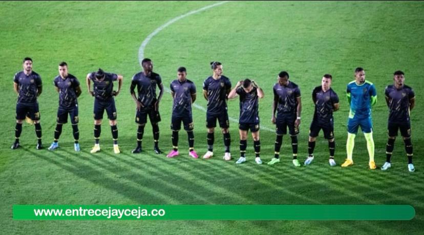 «Gracias Colombia», con la cabeza en alto Águilas se fue de la Libertadores