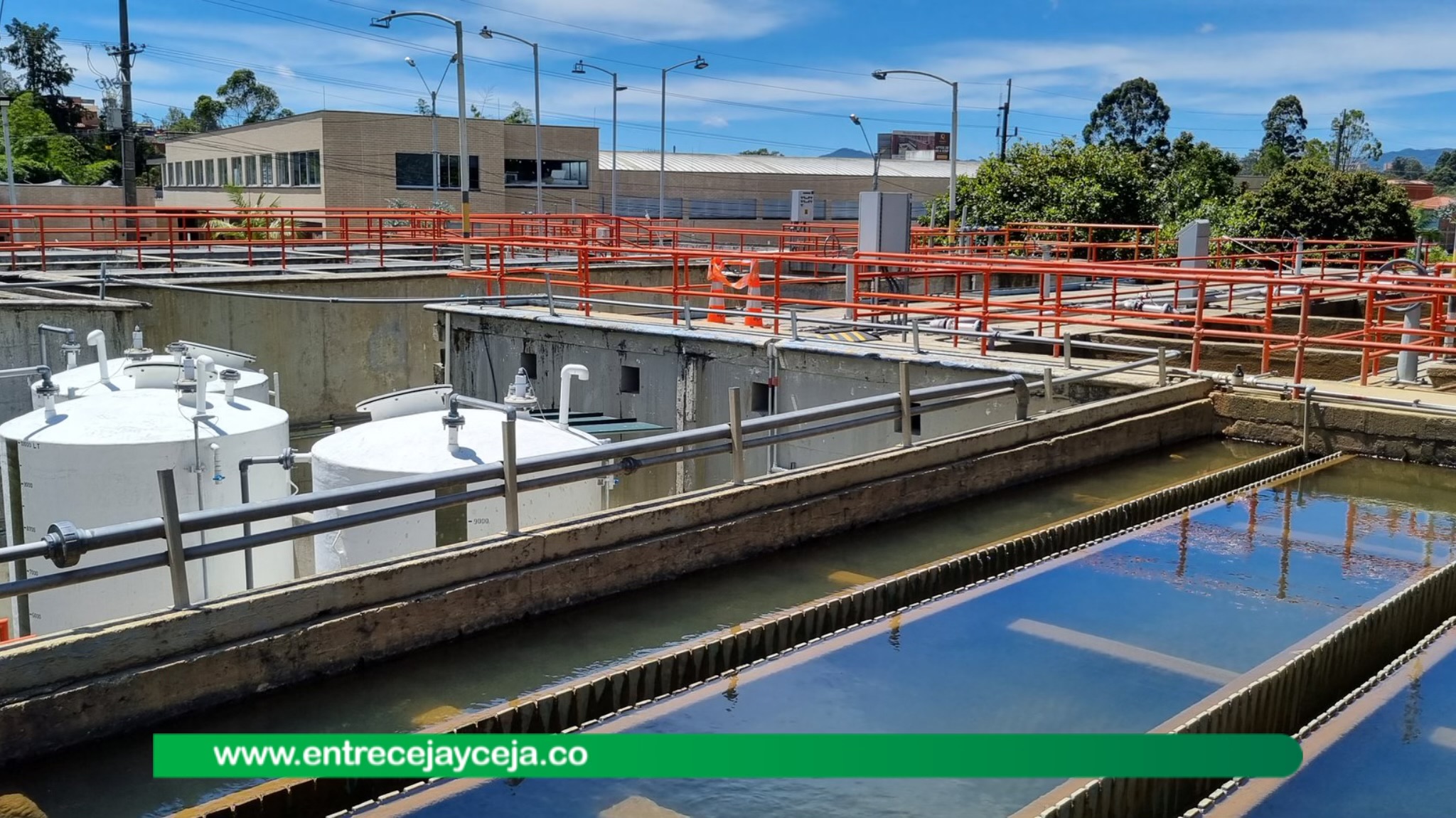 Avanzan obras para mejorar el suministro de agua potable en Rionegro