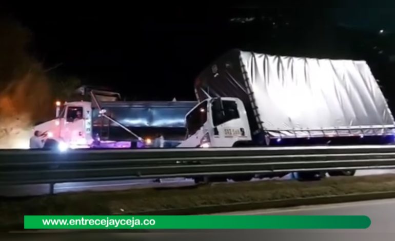 Grave accidente en la Autopista Medellín-Bogotá a la altura de Guarne deja varios heridos