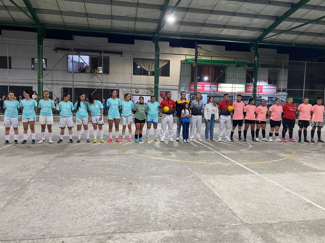 Golden Team gana el primer Torneo Relámpago de Fútbol de Salón Femenino en La Ceja