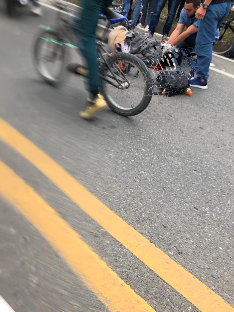 Hombre muere al ser arrollado por un bus en la vía La Ceja-Rionegro