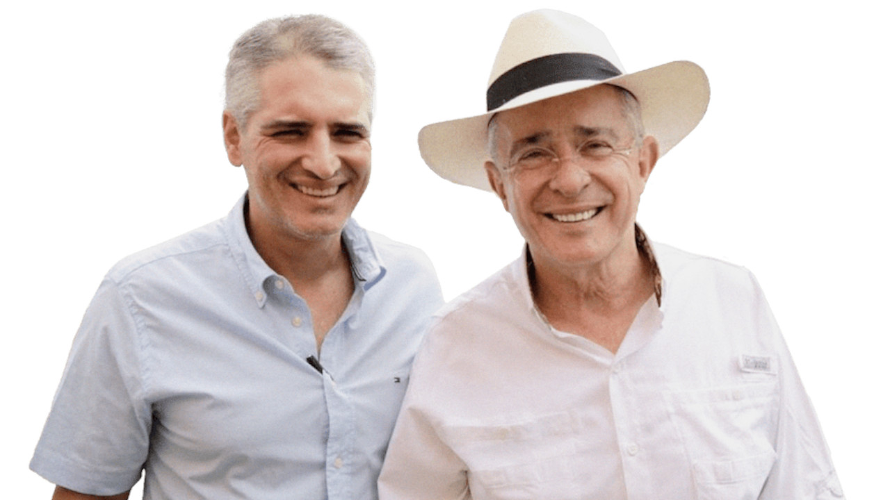 Uribe propone que un millón de antioqueños done un millón para terminar las vías 4G