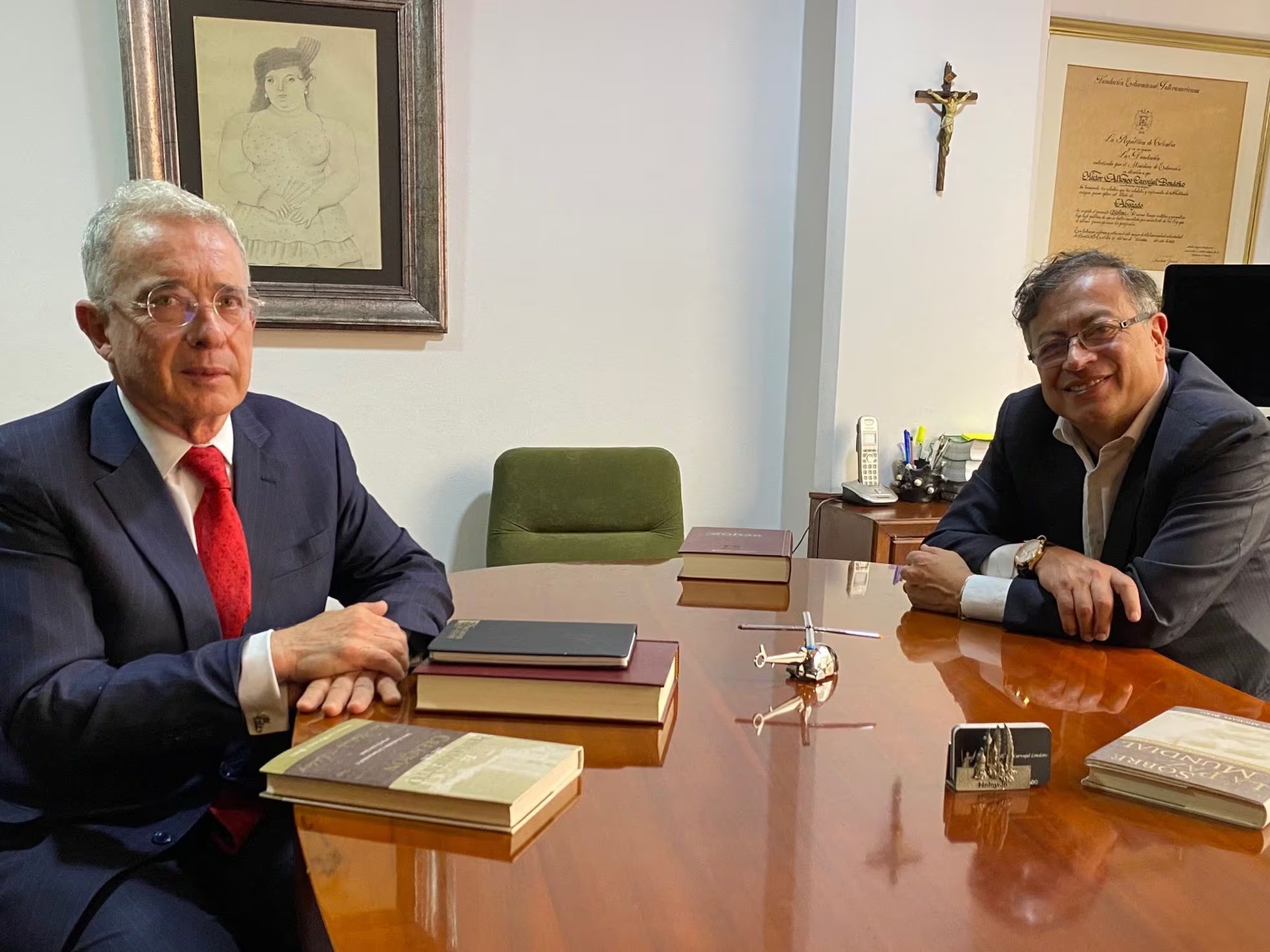 Presidente Petro responde a la propuesta del Ex Mandatario