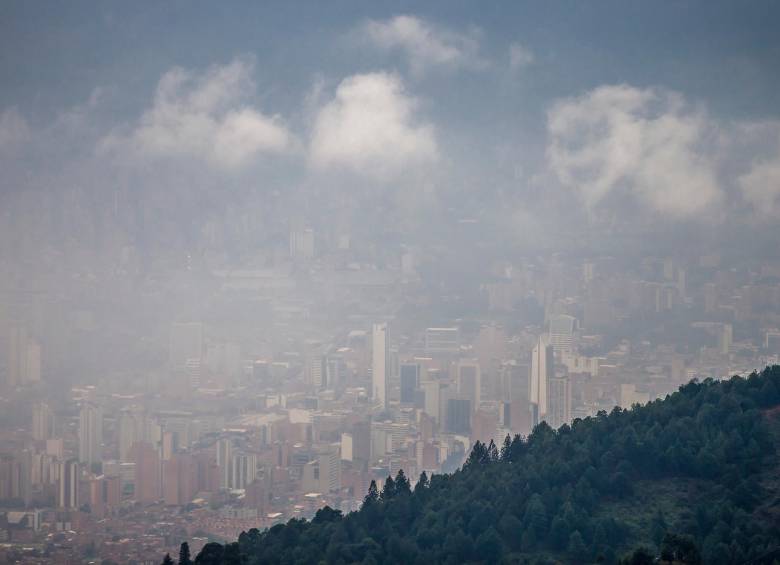 Levantan Pico y Placa Ambiental para Transporte de Carga