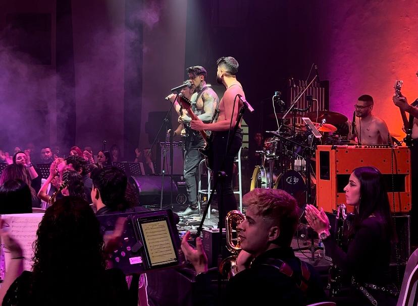 Más de 500 personas asistieron al concierto de Cossio y la banda de Payuco en La Ceja
