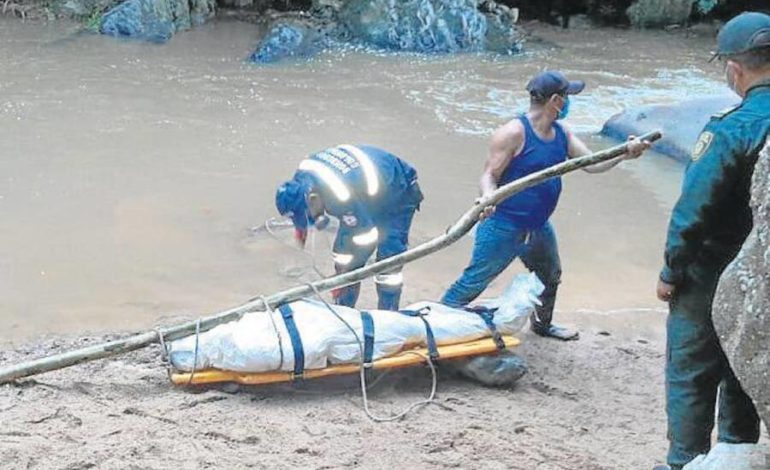 Sin pistas de quién podría ser el hombre encontrado flotando en quebrada de Rionegro