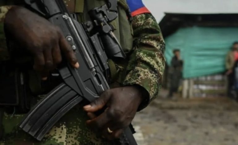 Disidencias de las FARC amenazan con atacar a la Fuerza Pública