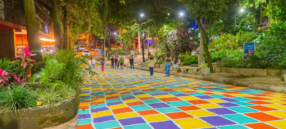 Nuevo horario para comercios en el Parque Lleras