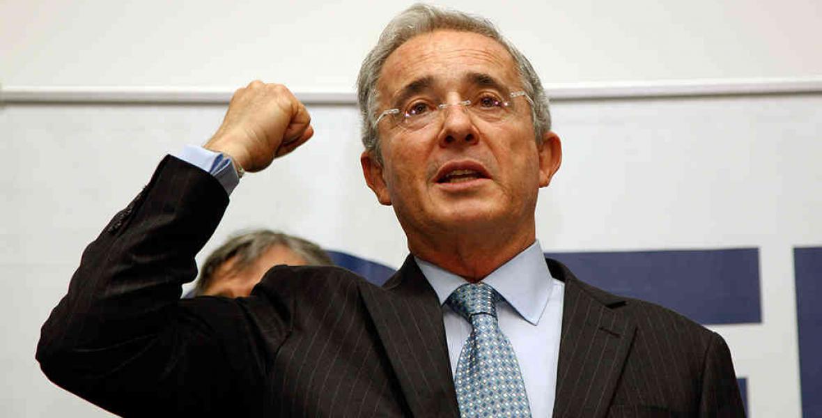 Alvaro Uribe Velez - Juicio contra Uribe