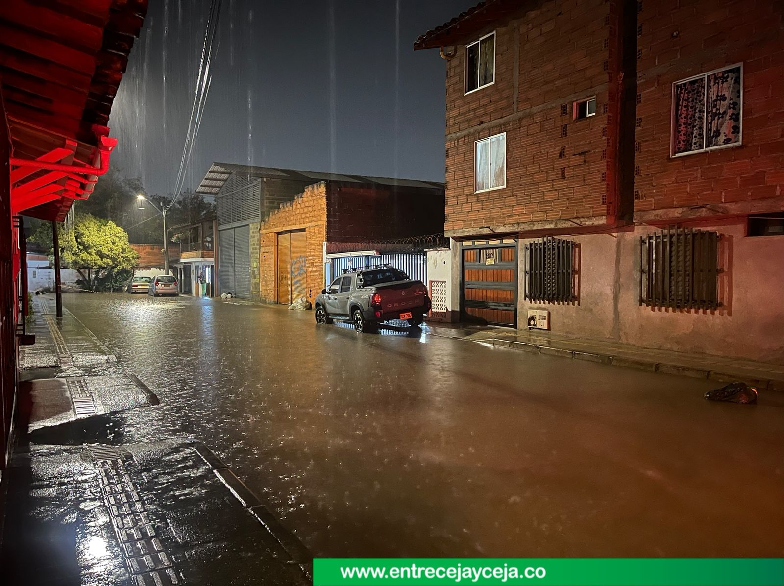 San Pedro y Leo Mazaro, los barrios más inundados esta noche en La Ceja