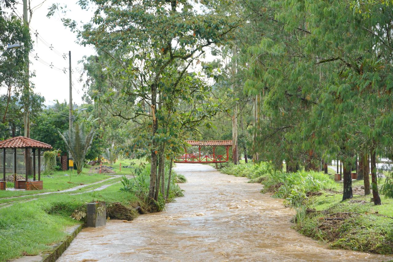 Alcalde de El Retiro insta a la comunidad a estar atentos ante eventualidades por lluvias