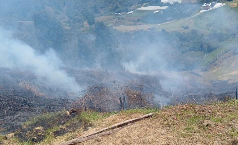 Urgente: Reportan incendio en El Carmen de Viboral, requiere intervención inmediata