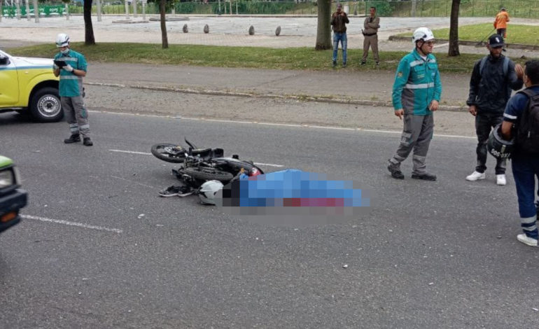 Motociclista perdió la vida al colisionar con otra moto en la Avenida Regional