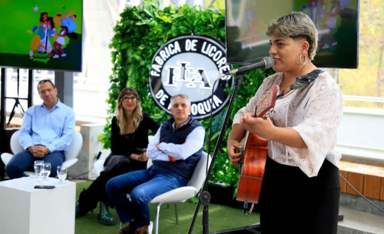 Convocatoria musical en Antioquia: La FLA y Descomunal buscan talentos para crear la próxima canción