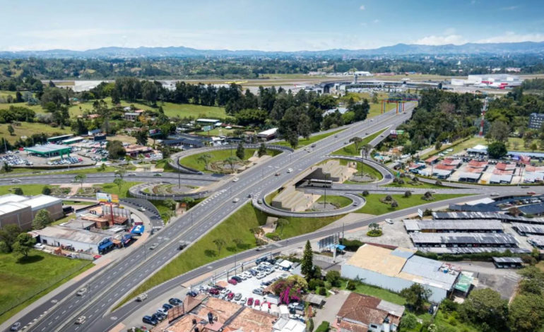 Desvío temporal en vías del aeropuerto José María Córdova por obras de intercambio vial