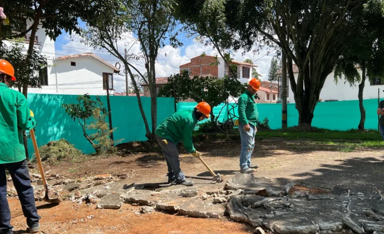 La Alcaldía de La Ceja inicia renovación del parque infantil de Villa Laura