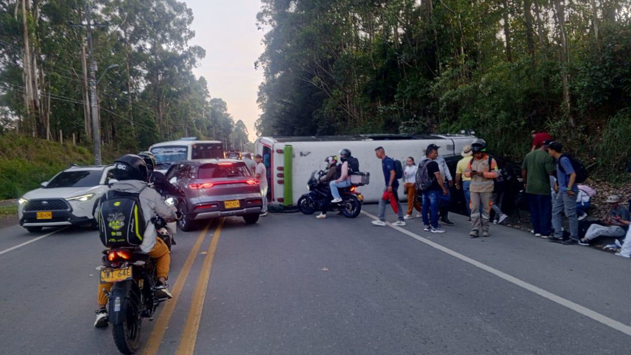 Reportan fuerte accidente en la vía El Tablazo – Aeropuerto