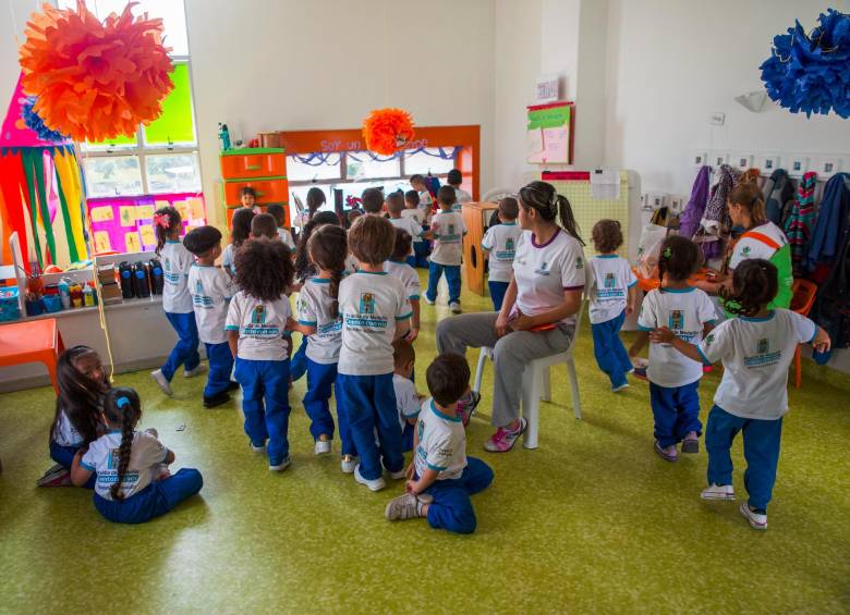 Crisis en Atención Infantil: 2.800 Niños en Rionegro aguardan por respuesta del ICBF