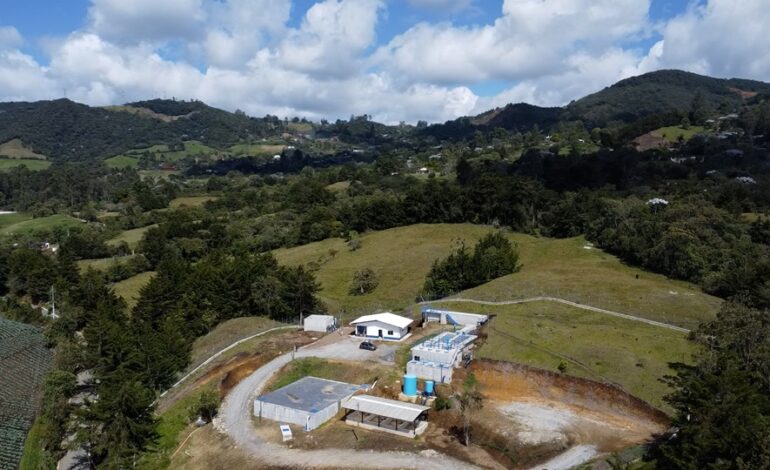 Empresas Públicas de La Ceja, planta La Uchuvala, presión del agua, ajustes redes de distribución, barrios de La Ceja, servicio agua potable.