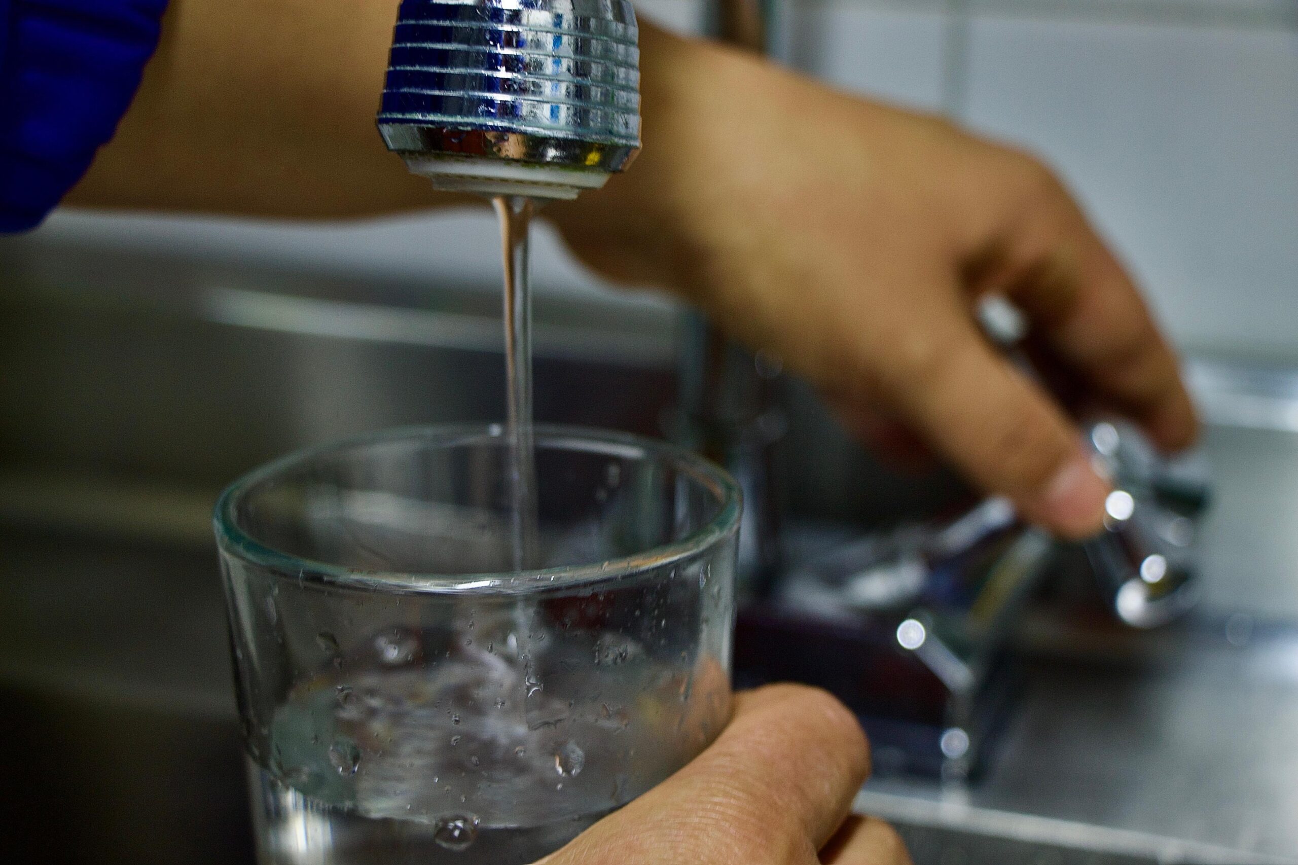 Más de 1.400 familias cejeñas beneficiadas con el Programa Mínimo Vital de Agua en 2024