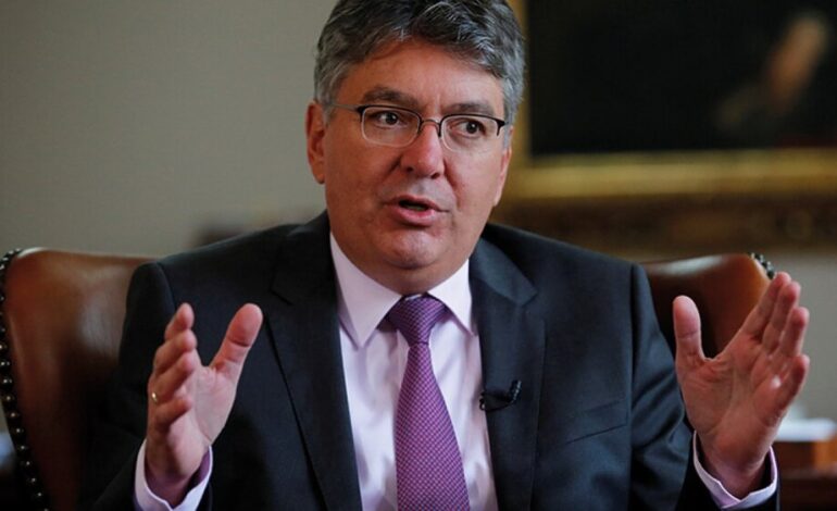 Mauricio Cárdenas en una intervención sobre la situación política y económica de Colombia. Foto: Pensando en voz alta