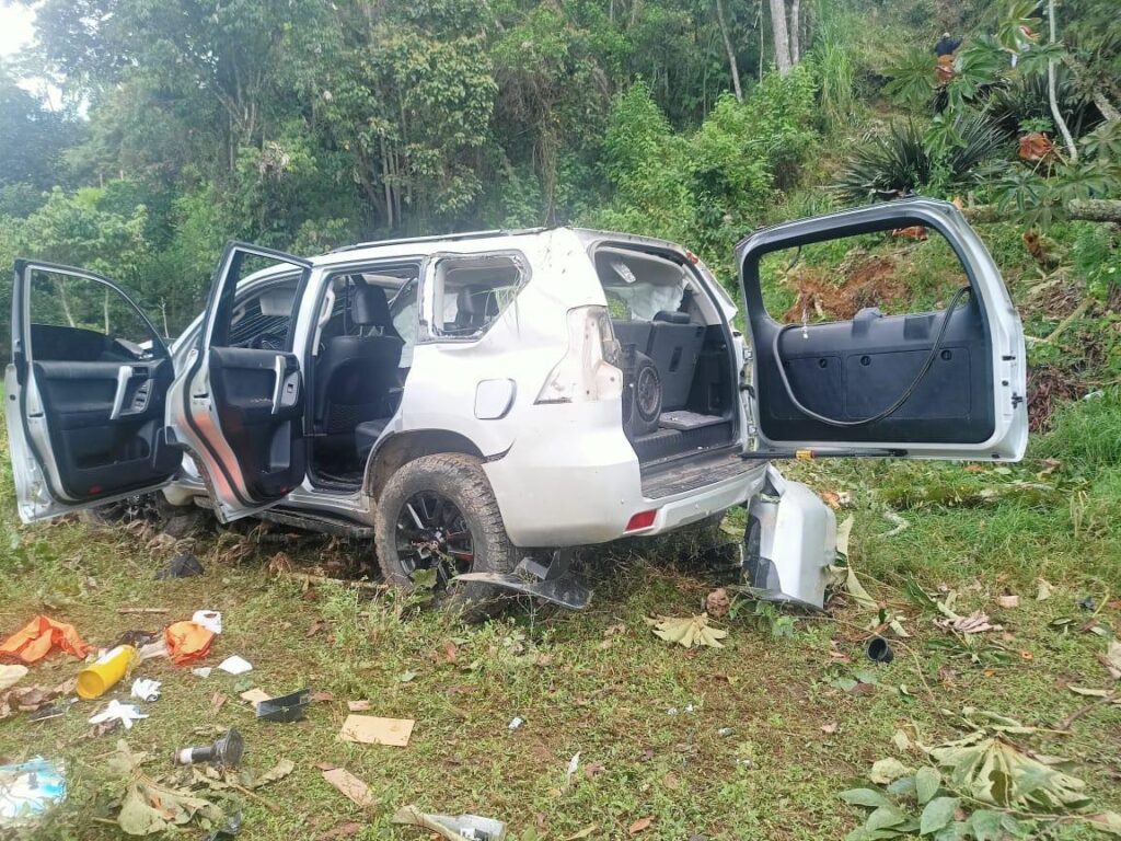 Camioneta accidentada en abismo en el sector El Guaico, Abejorral