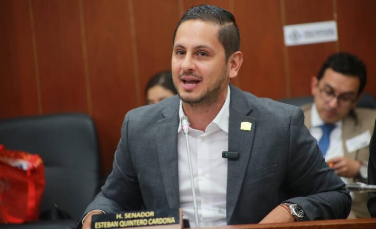 Senador Esteban Quintero anuncia su voto en contra de la consulta popular promovida por el presidente Petro