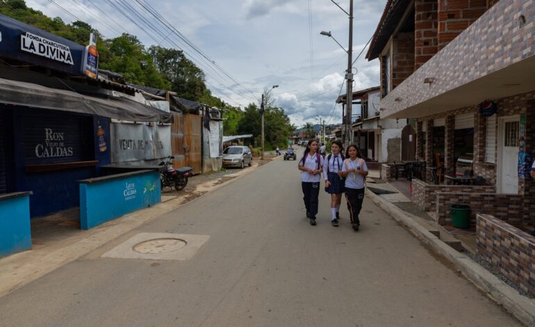La Ceja abre convocatoria para entregar unidades sanitarias rurales a familias sin soluciones de saneamiento. Conozca requisitos y fechas.