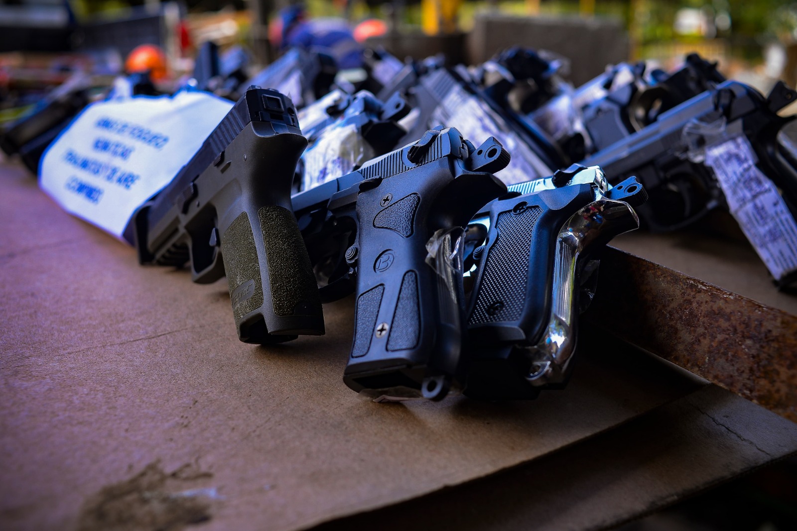 Rionegro destruyó más de 500 armas blancas y 28 de fogueo en su lucha por la seguridad y la sana convivencia. Así se refuerza la tranquilidad ciudadana.