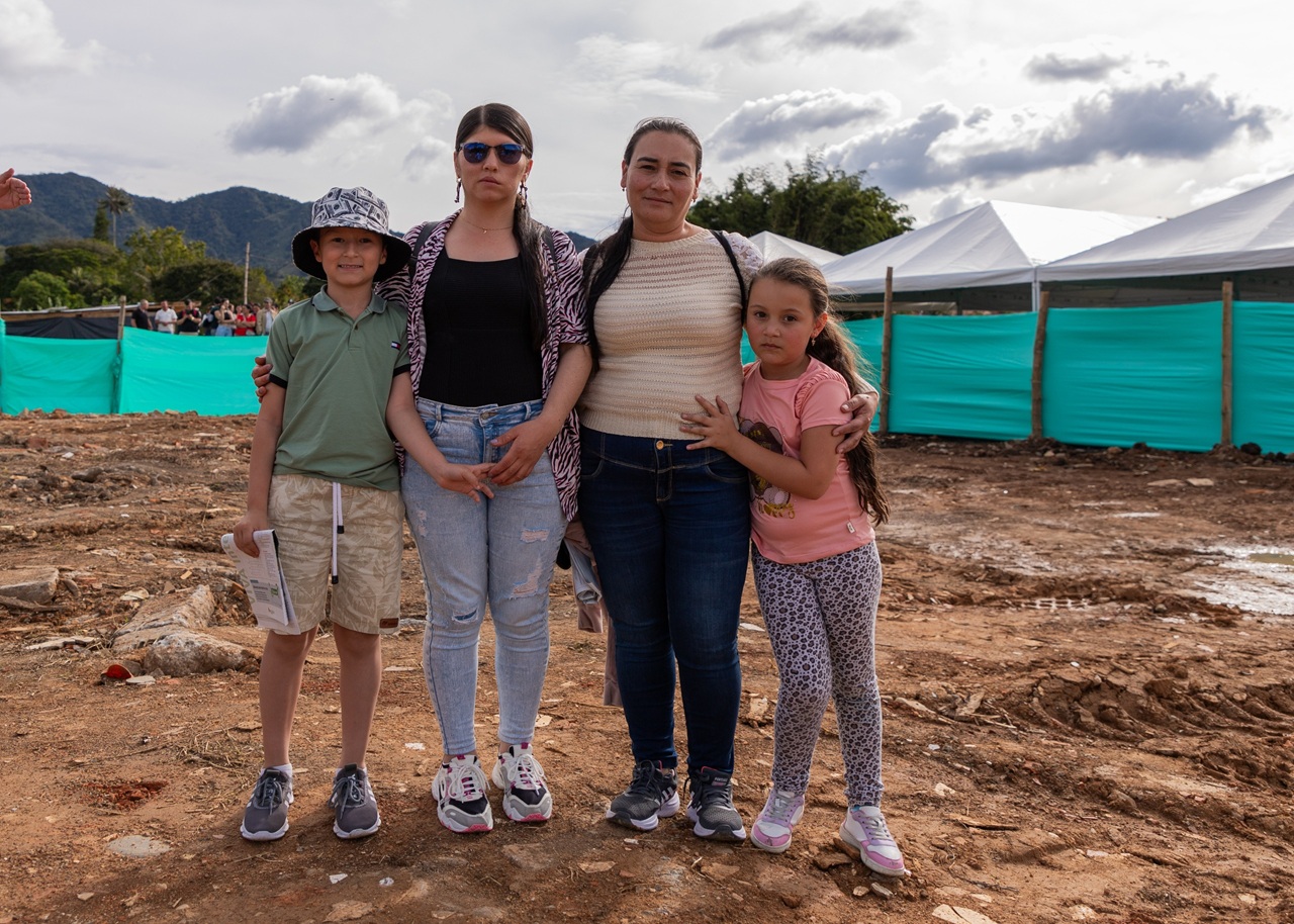 La Ceja anuncia la construcción de 600 viviendas durante el lanzamiento del programa VIVA Mi Casa 2025