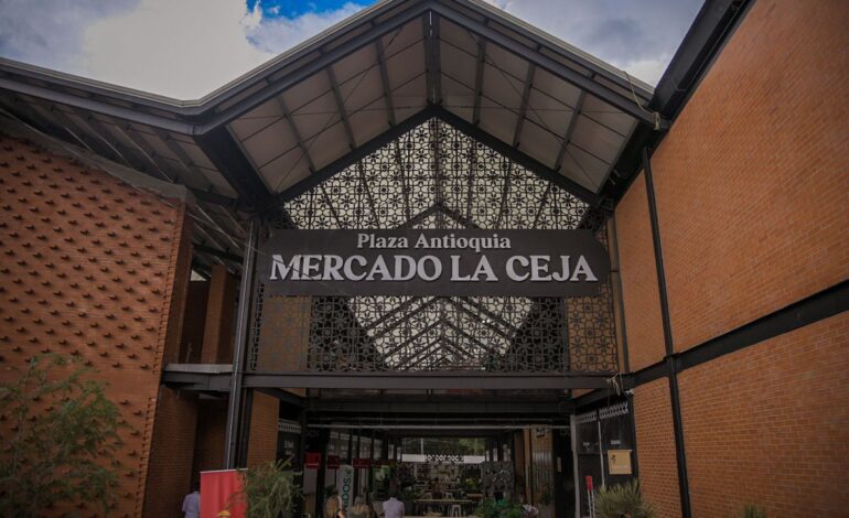 Para más información sobre la Plaza de Todos y otros proyectos del municipio, visita www.entrecejayceja.co
