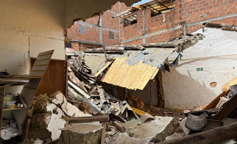 Autoridades atienden colapso estructural en Quebrada Arriba, Rionegro