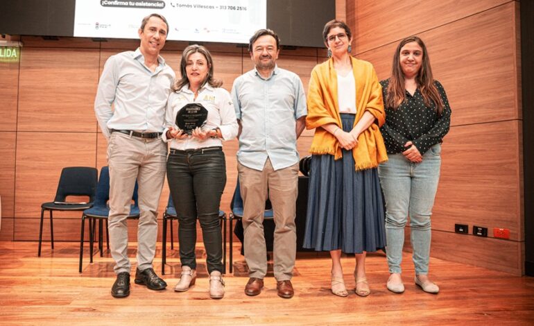 Devimed recibe premio nacional por salvar vidas con sus estrategias de seguridad vial