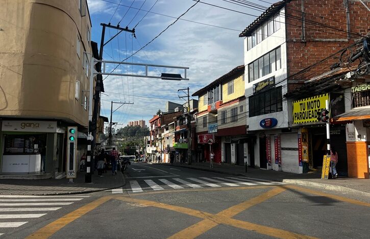 Rionegreros se movilizan en bicicleta durante el Día sin Carro y sin Moto
