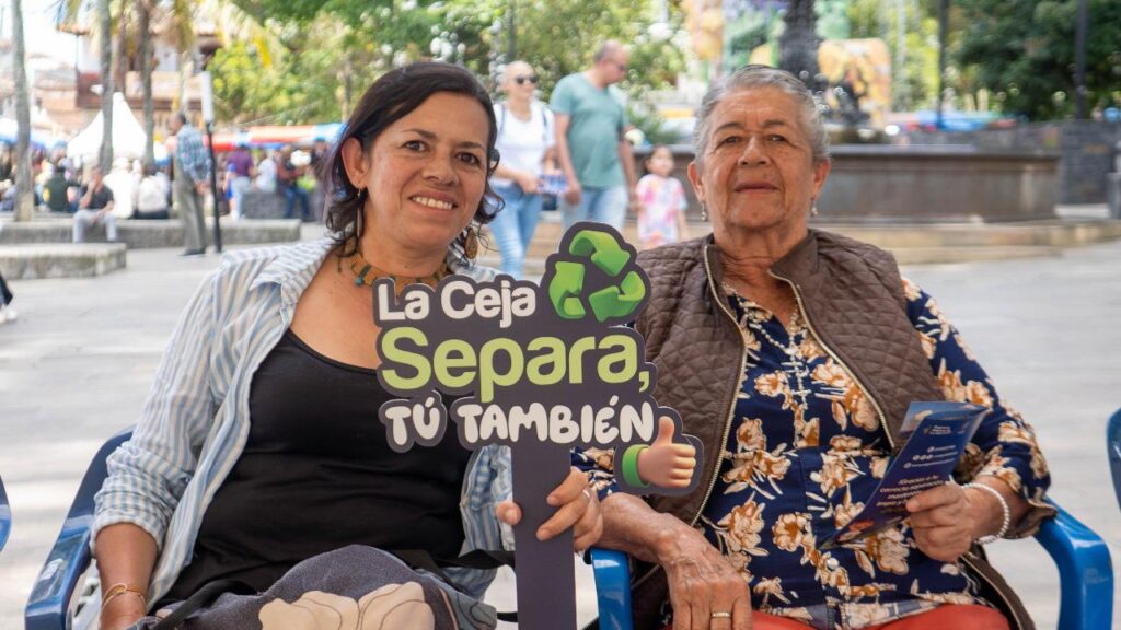 Campaña turística en La Ceja para promover la separación de residuos durante vacaciones