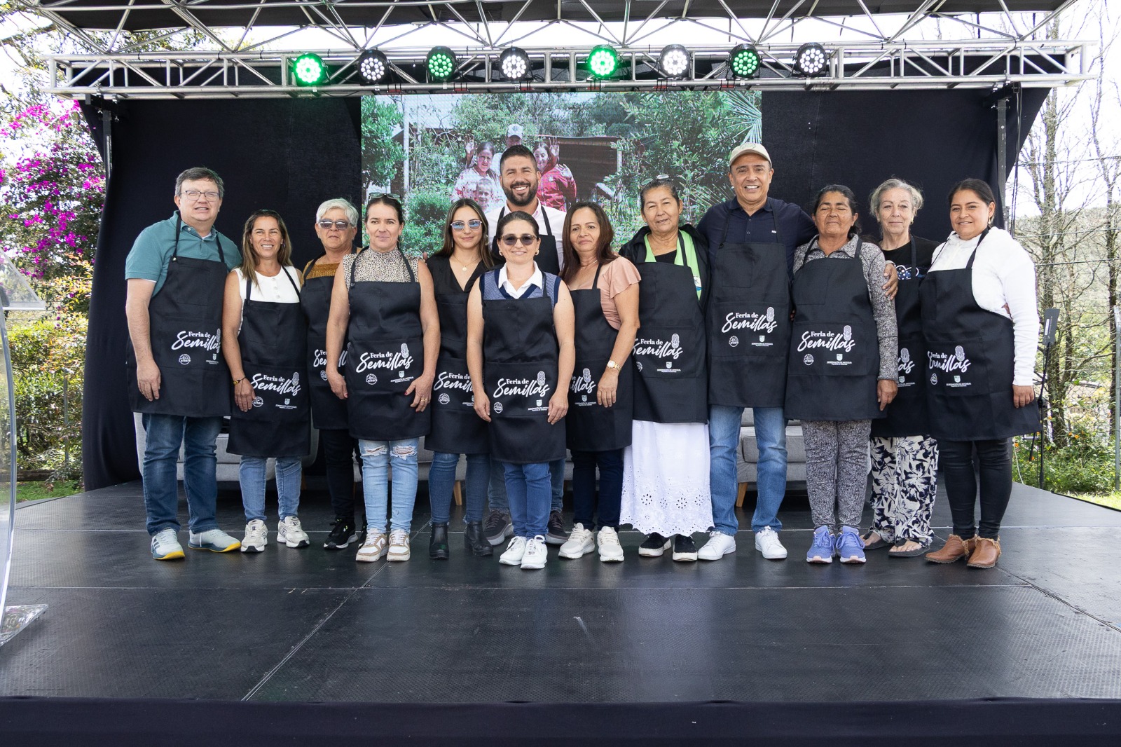 El programa SANAR fortaleció la sostenibilidad y la seguridad alimentaria de 1.190 familias rurales en 26 municipios de Antioquia. Cornare anunció segunda fase.