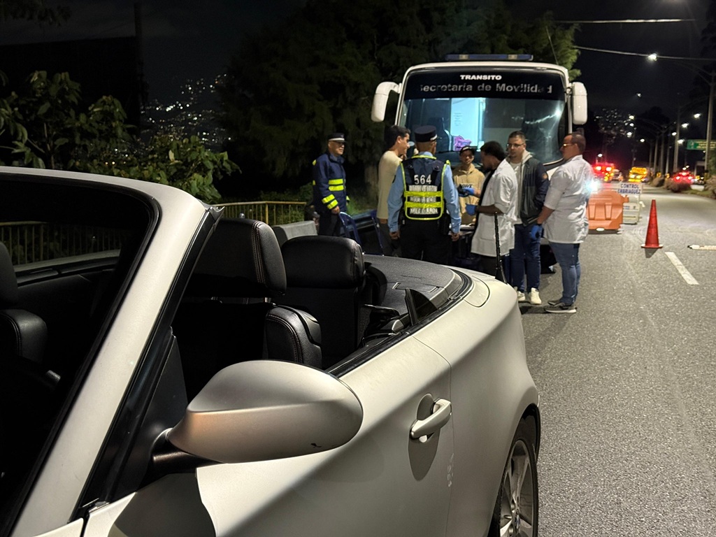Conducir embriagado sigue cobrando vidas: cinco pruebas positivas en operativo de Las Palmas en Medellín