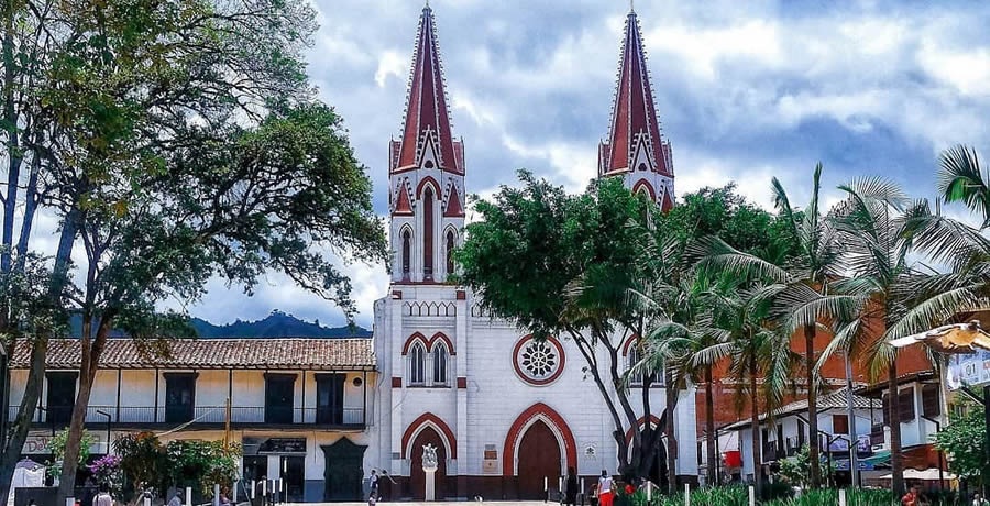 La Ceja vivirá la Misa Carismática por los enfermos en el Parque Principal