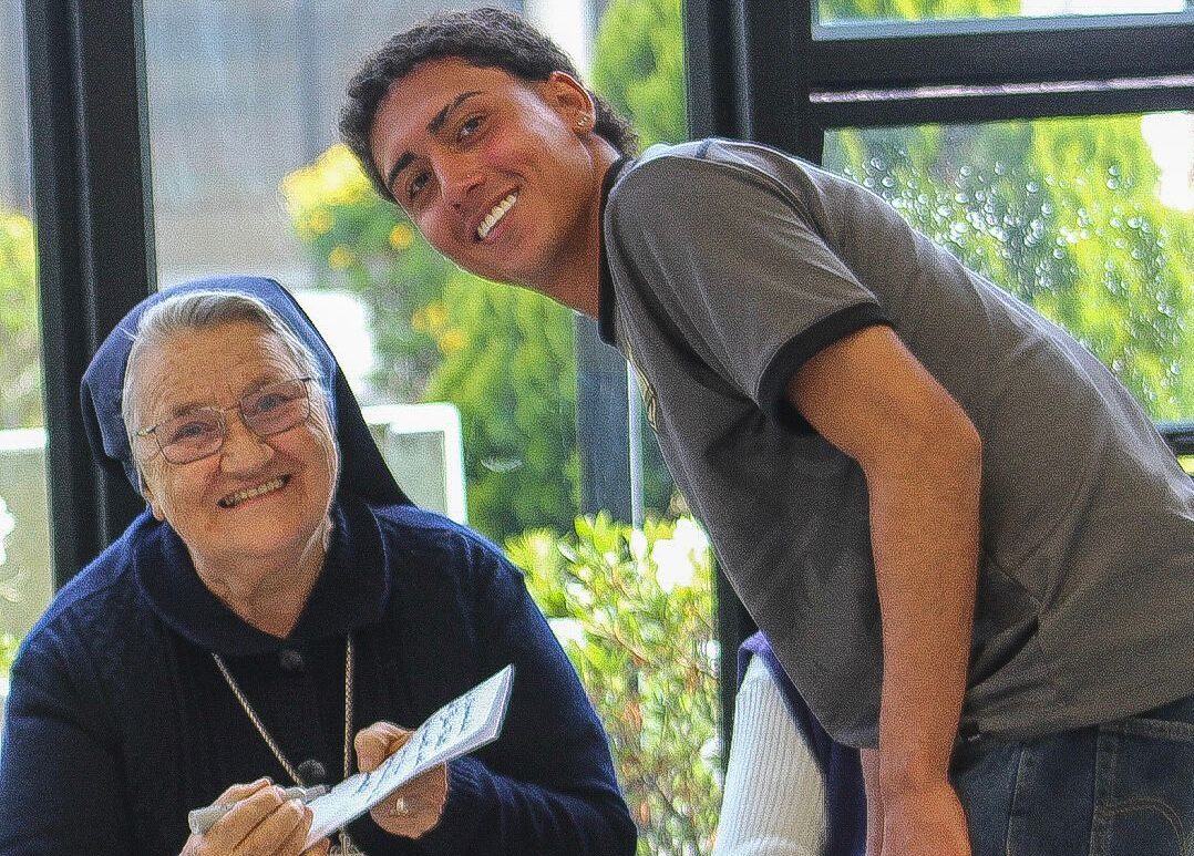 Águilas Doradas visita la Casa María Drosthe y refuerza su compromiso social en el Oriente Antioqueño
