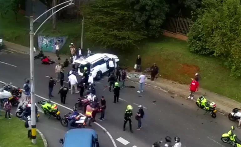 Fuerte accidente en Medellín involucra a caravana de un candidato presidencial
