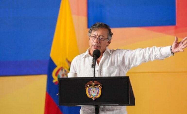 11 partidos cuestionan declaraciones de Petro tras descertificación de Colombia en lucha contra drogas