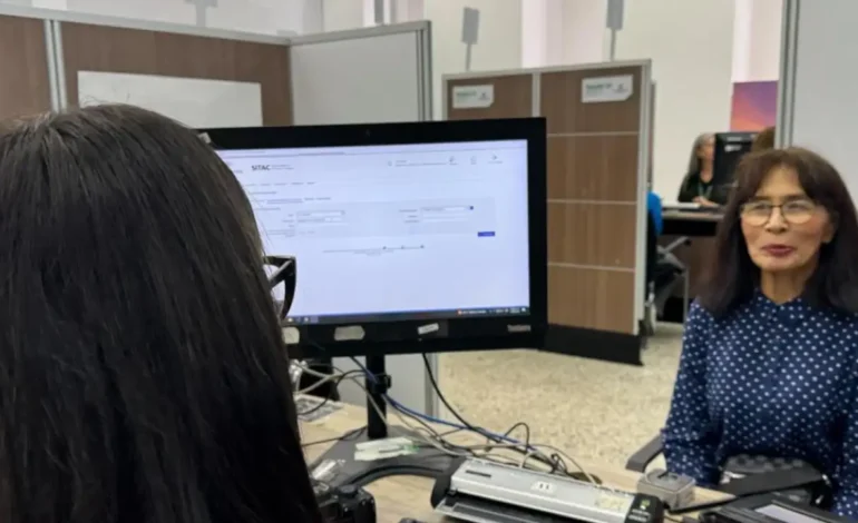 Adultos mayores de 62 años pueden sacar pasaporte sin cita hasta fin de octubre