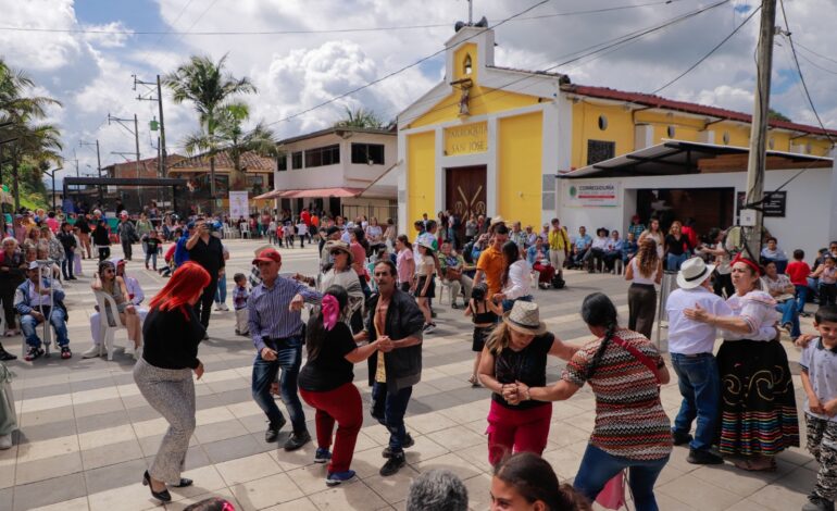 Alcaldía de La Ceja traslada toda su oferta institucional al corregimiento San José durante una semana.