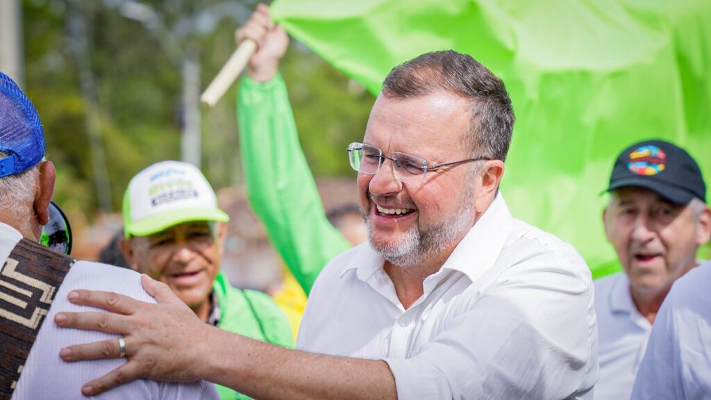 Alcalde de Rionegro, Jorge Rivas, fue operado de urgencia por apendicitis y se recupera satisfactoriamente